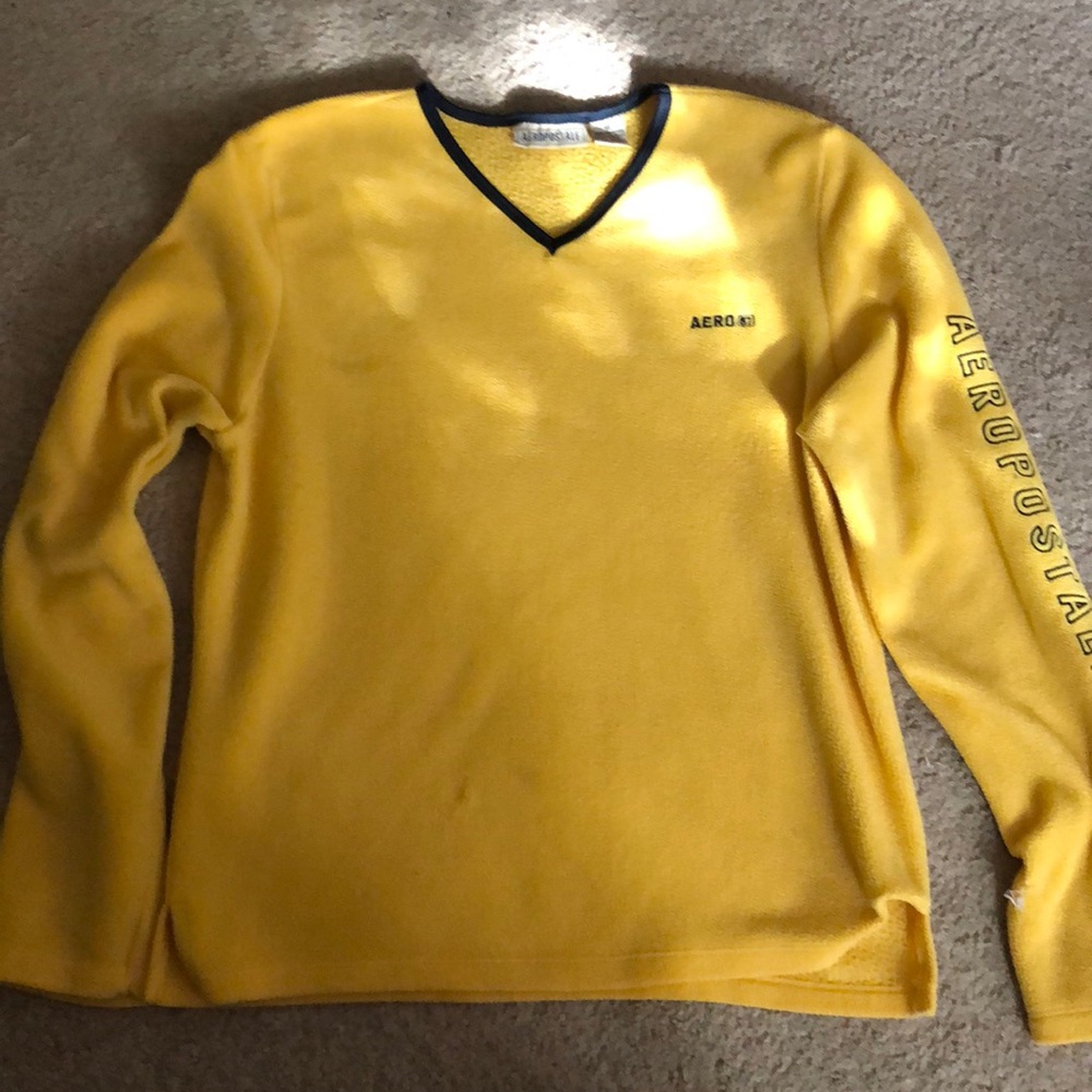 Long sleeve pull over